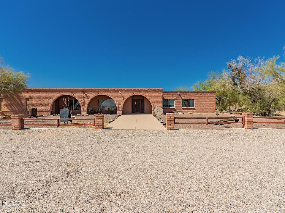 1st image of 10901 N Camino De Oeste