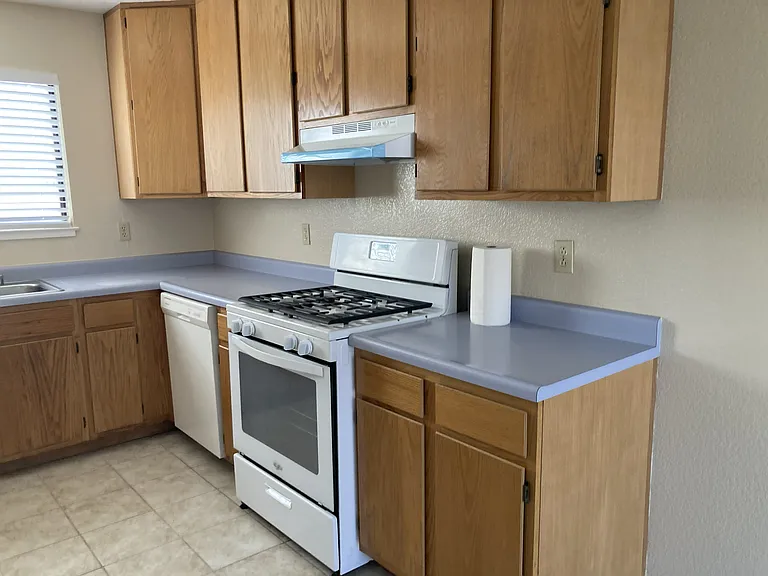 501 Chardonnay Dr #C — Photo 2