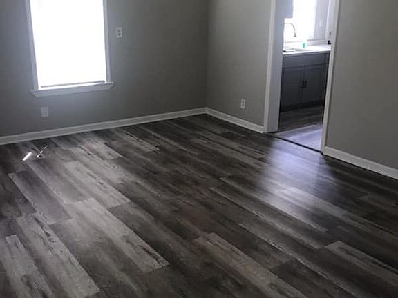 Livingroom at 906 Fall Street, Lake Charles, LA 70601