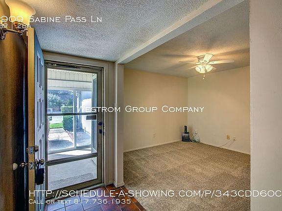 3rd image of 1909 Sabine Pass Ln
