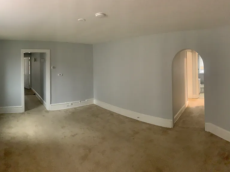 328 E King Street — Photo 11