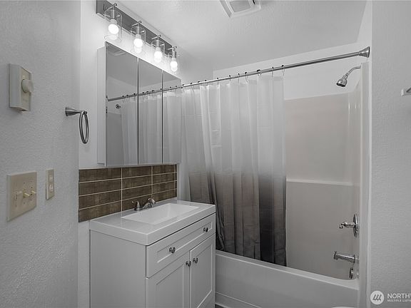 5th image of 40 E Lambeth Way