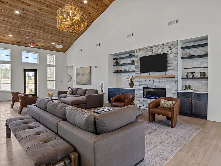 Midland Pointe at Lake Norman — Photo 16