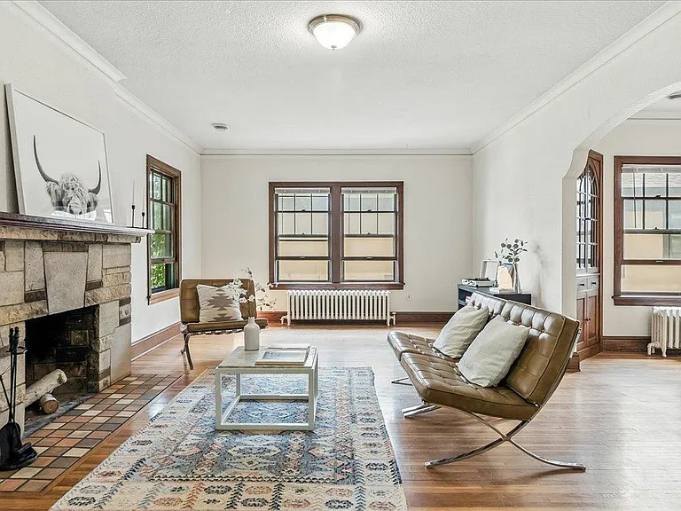 4948 Lyndale Ave S #LOWER — Photo 4