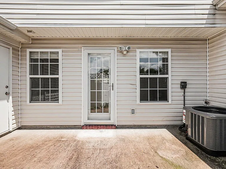 220 Buck Run Dr — Photo 15
