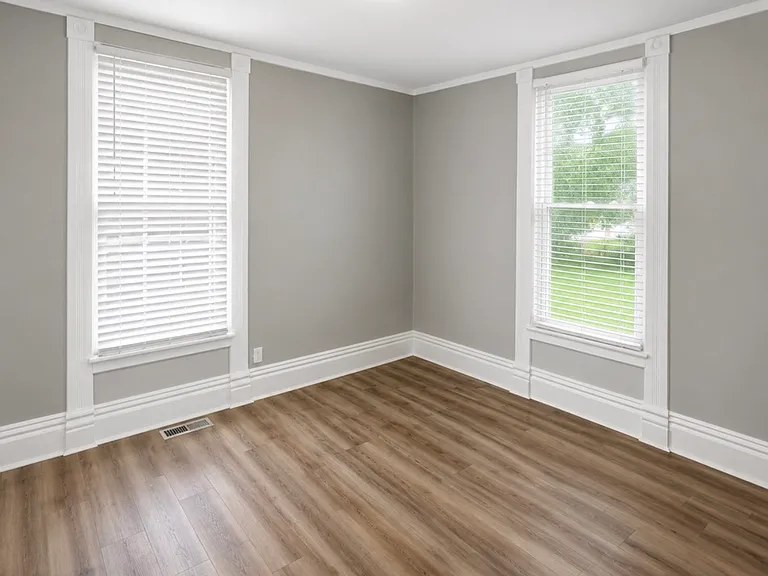 115 Oak St #2 — Photo 6