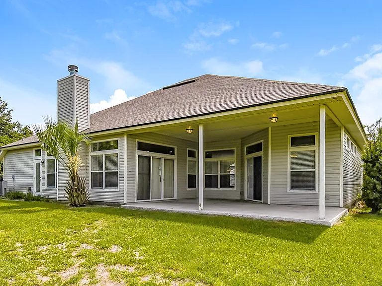 672 Mandy Oaks Dr — Photo 16