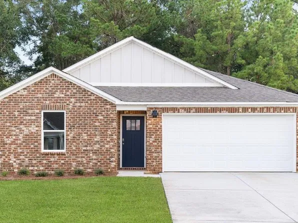 123 Halls Creek Ln, Dothan, AL 36301