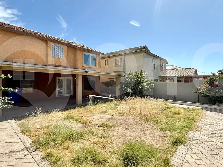 5534 W Wood St — Photo 4