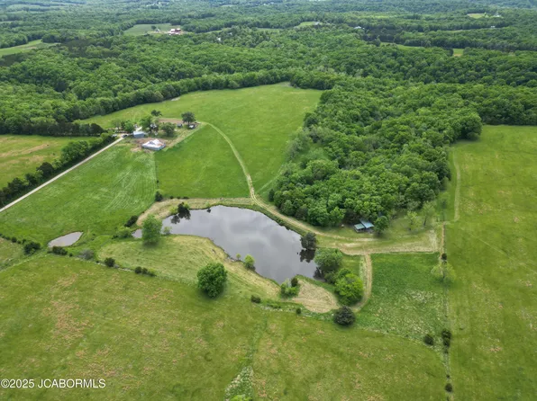 9961 County Road 373, New Bloomfield, MO 65063