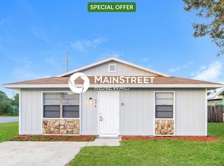 374 16th St SW, Vero Beach, FL 32962