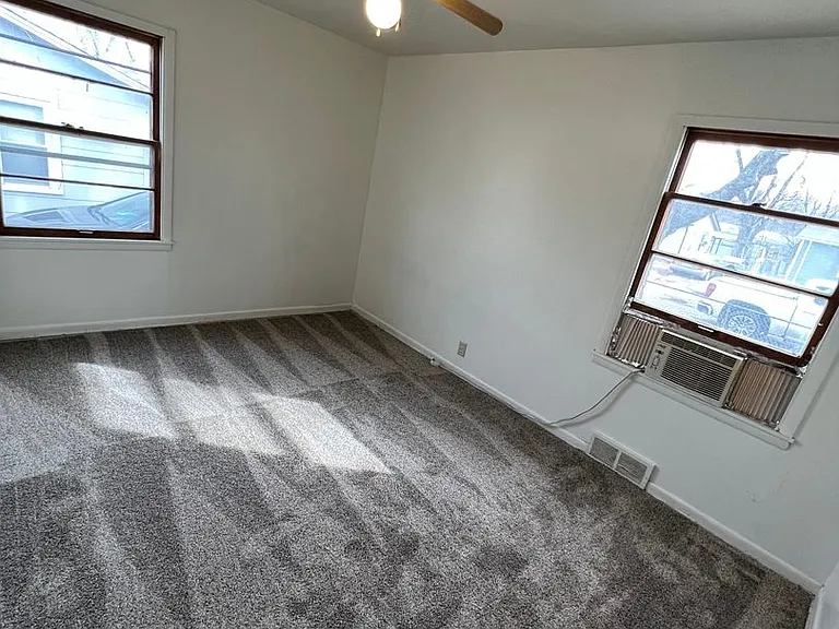 1224 Downtain St — Photo 8