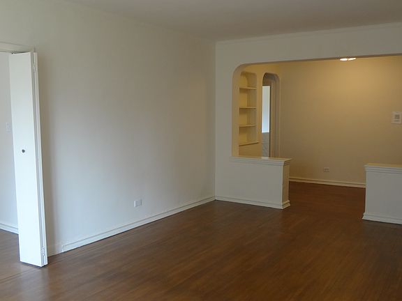 5th image of 11314 72nd Road #3F