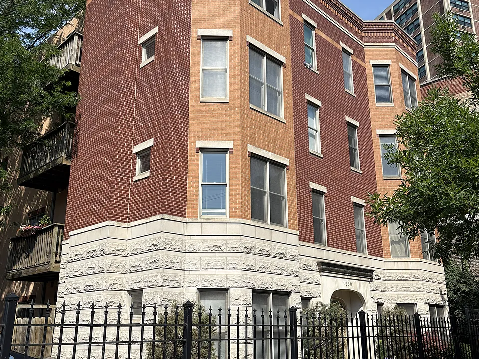 4230 N Broadway St #2N