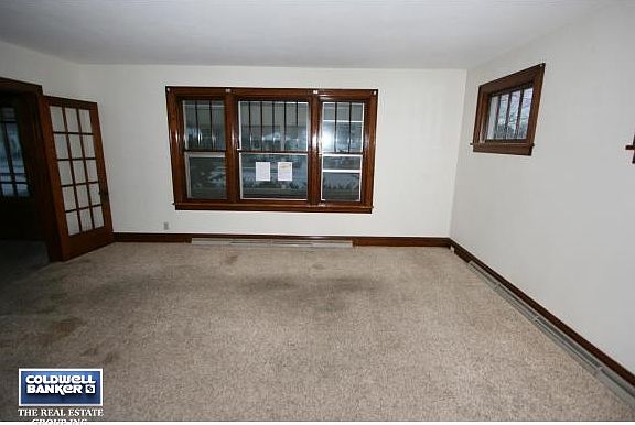 4th image of 1206 Marinette Ave