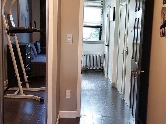5th image of 633 Humboldt St #1L