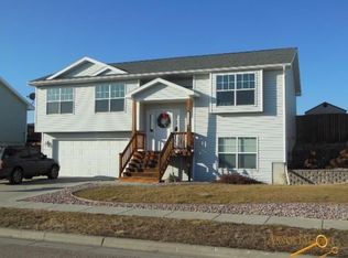 4633 Three Rivers Dr, Rapid City, SD 57701