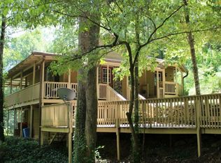 358 Peppermint Ln, Ellijay, GA 30540