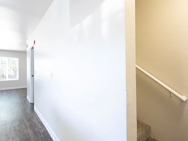 Mission Pacific Apartments — Photo 52