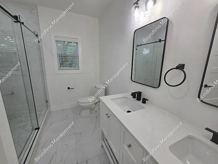 1064 Westmoor Dr NW — Photo 10