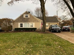 510 N Sleight St, Naperville, IL 60563