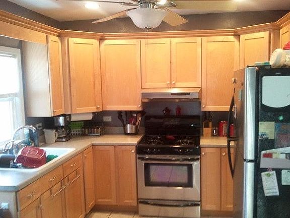 3rd image of 13190 Putnam St