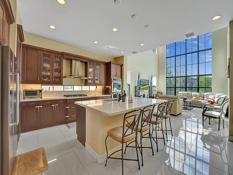 9345 Carrington Ave — Photo 27