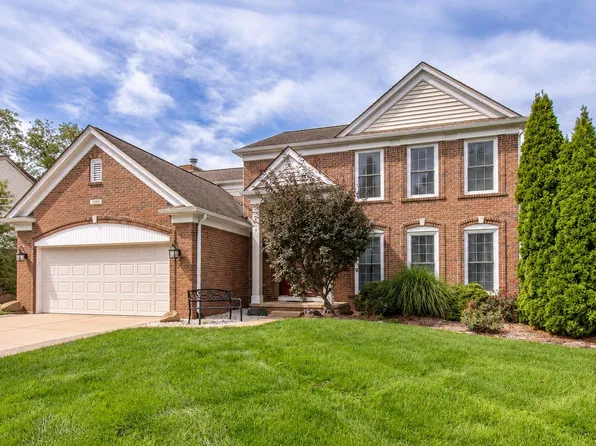 3664 Green Meadow Ln, Orion, MI 48359