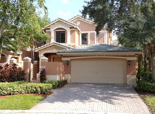 2886 Kinsington Cir, Weston, FL 33332