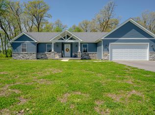11768 Fox Trl, Wheatfield, IN 46392