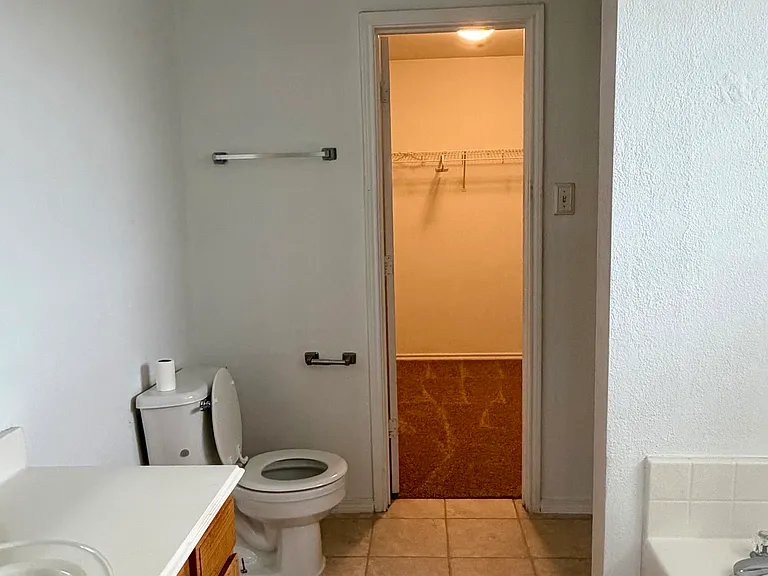 2707 Prairie Creek Dr — Photo 12