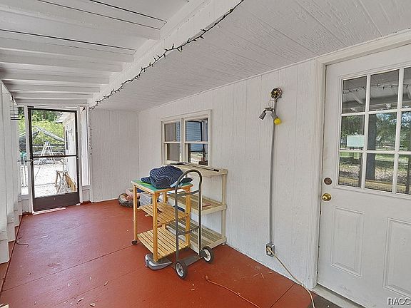 4th image of 3760 W Ivy St