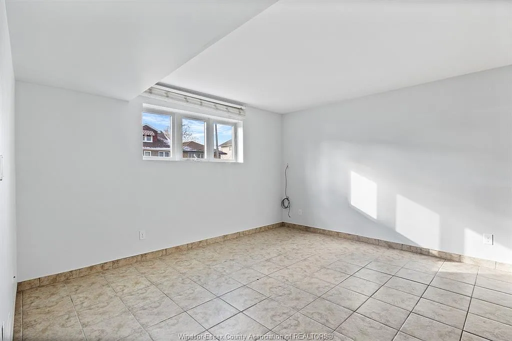 2 bed, $1,575 — Photo 3