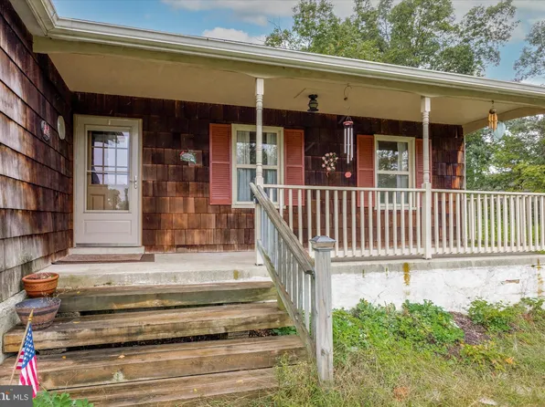 766 Skunk Hollow Rd, Chalfont, PA 18914