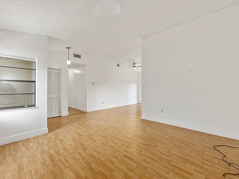 3567 SW 151st St — Photo 9