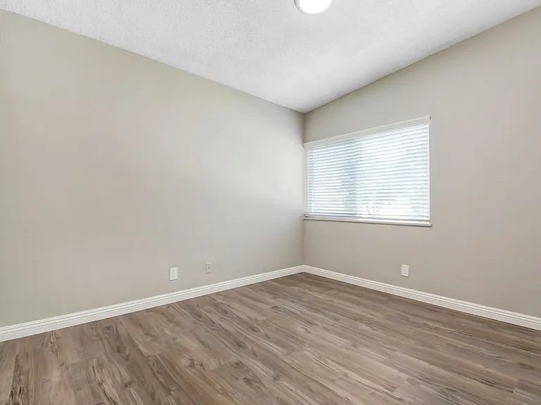 525 N San Gabriel Ave. — Photo 7