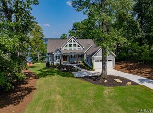 362 Harbor Dr, Macon, NC 27551