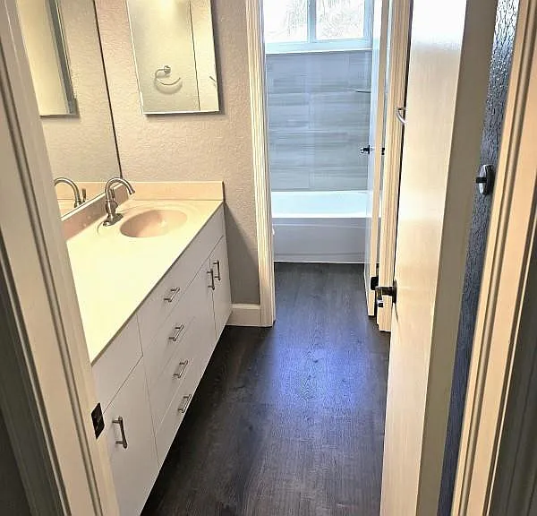 7945 SW 199th Ter — Photo 14