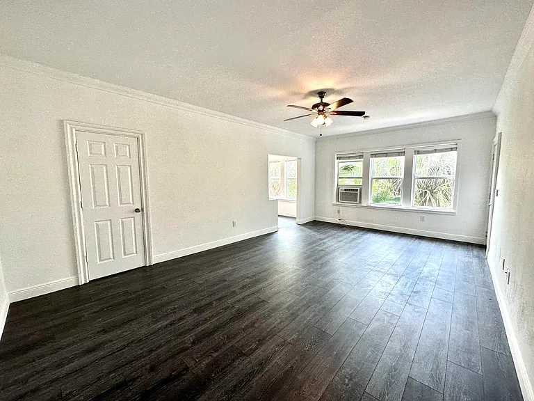 815 Upland Rd #6 — Photo 6