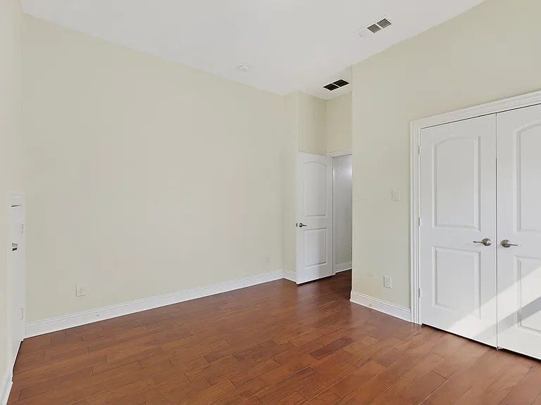 6819 Saint Francis Ct — Photo 25