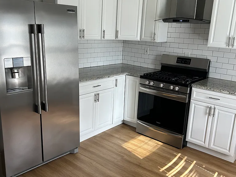 4 Holdstock Pl #4 — Photo 3