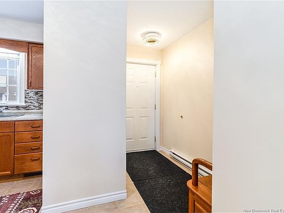 4th image of 500 Riverside Dr #1