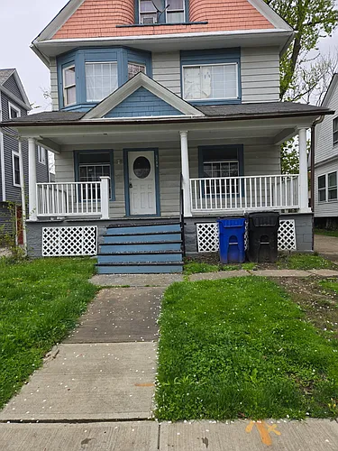 1317 W 91st St Photo 1