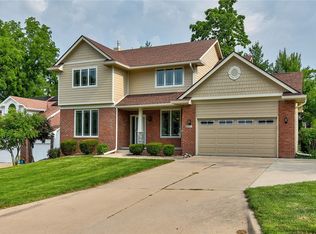 3001 Rhett Cir, Des Moines, IA 50321