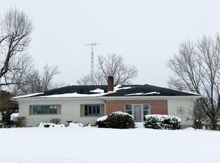 1731 W Country Club Rd, Connersville, IN 47331