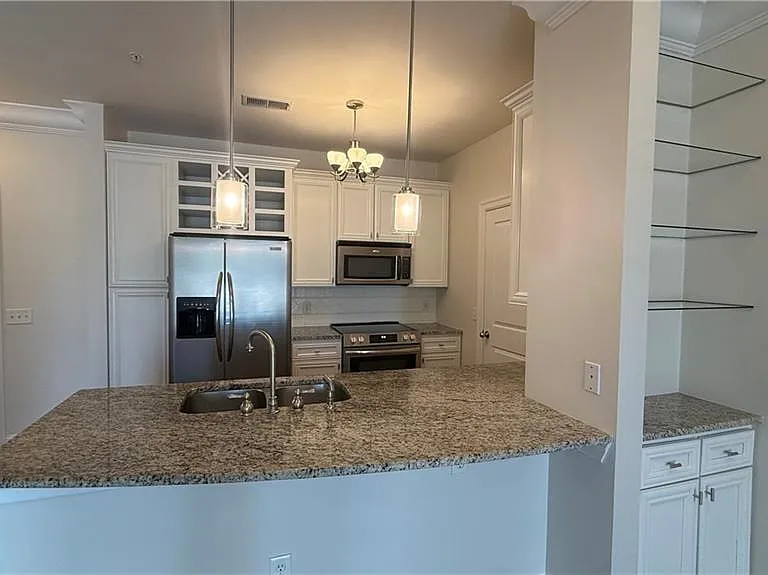 901 Abernathy Rd #2190 — Photo 2
