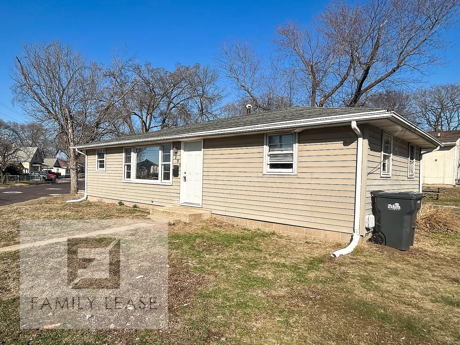 1200 Dell Ave photo 1