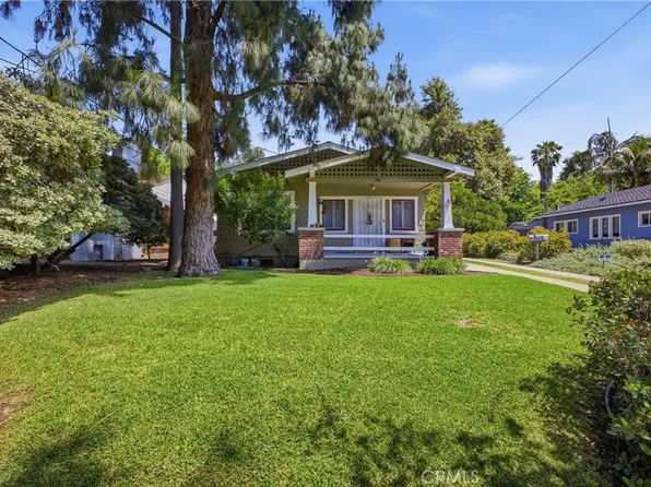 547 E Woodbury Rd, Altadena, CA 91001