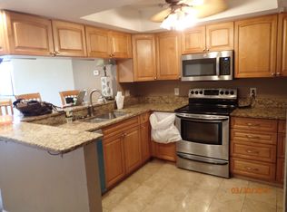 9614 Tara Cay Ct, Seminole, FL 33776