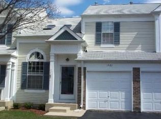 1523 Orchard Gate Ln, Westmont, IL 60559